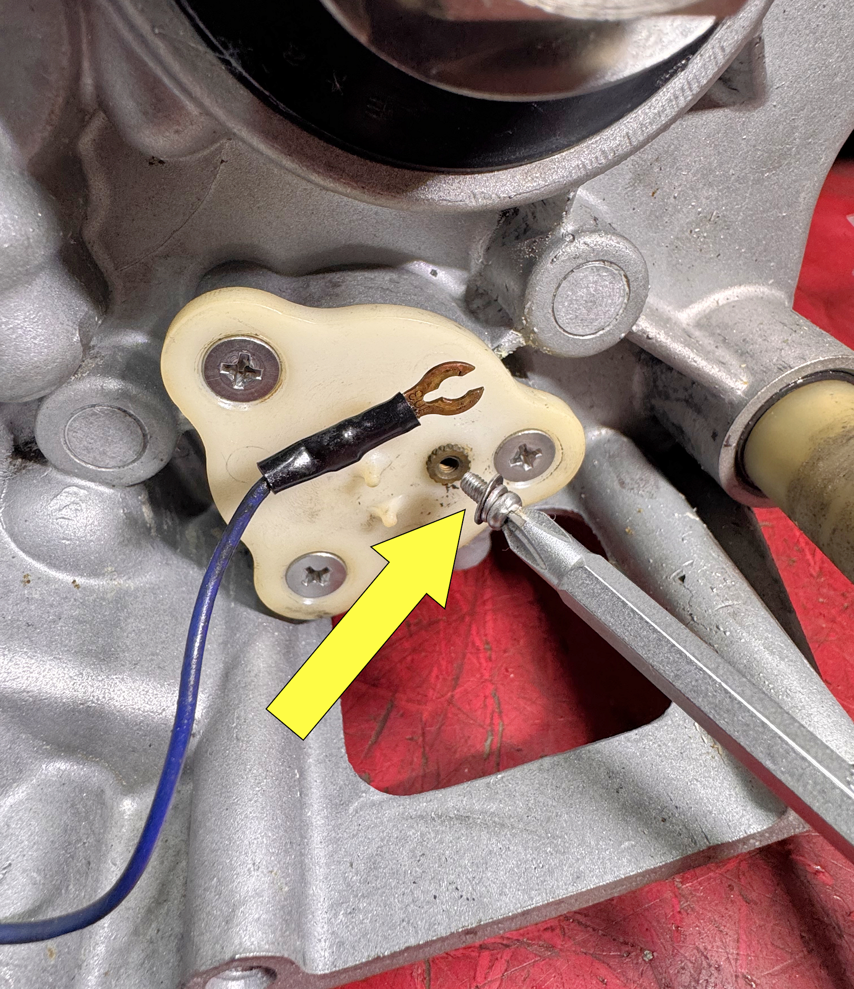 Yamaha RD350 LC Neutral Wire Terminal Screw