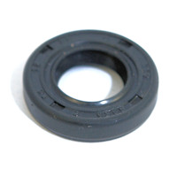 Suzuki GT500 Gear Change Shaft Seal 